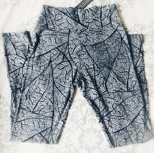 Malvina Leaf Print Leggings